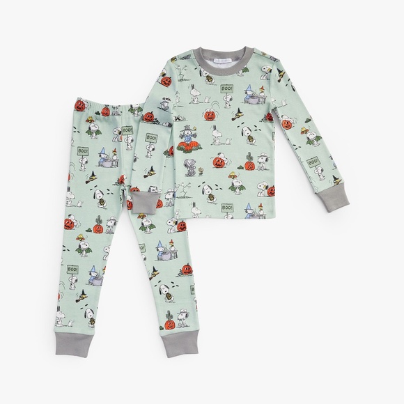 Peanuts Snoopy Trick-or-Treat Glow-in-the-Dark Tight Fit Pajama Set - PBK - Picture 2 of 7